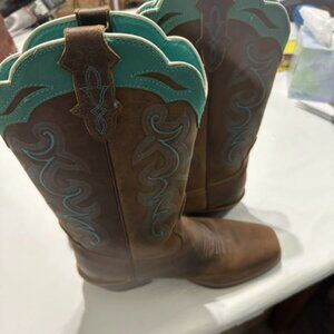 Justins Cowboy Boots